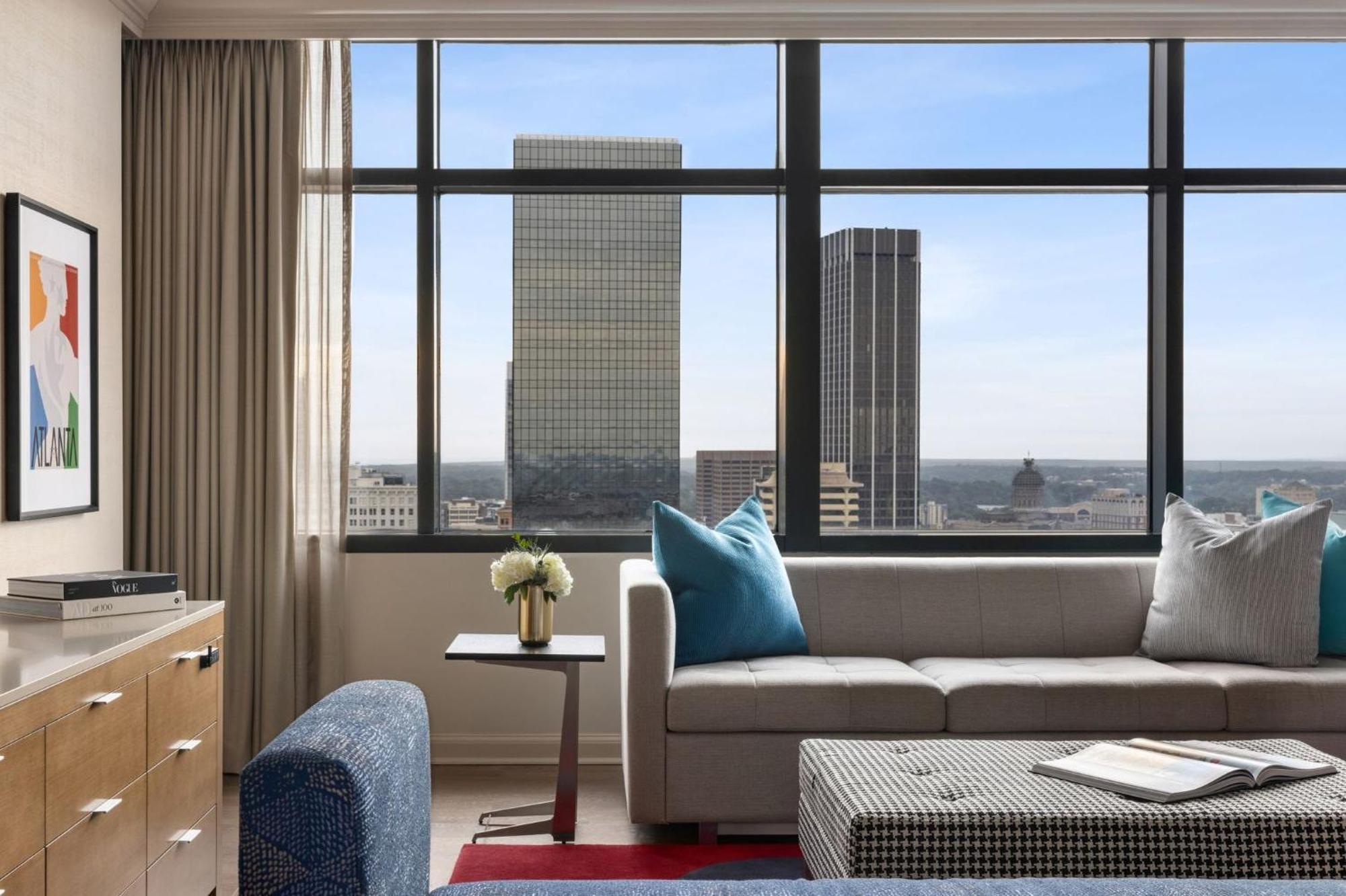 Hotel Omni At Centennial Park
